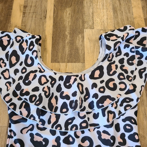 Leopard Print One Piece Swimsuit - Picture 3 of 5